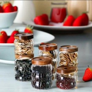 Food Storage High Borosilicate Custom Made Decorate Fancy Glass Jars with Bamboo Lid with Cork Kitchen