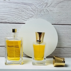 Custom Double Wall High Grade Hand Polished Crystal Clear Glass Perfume Bottles Square Cheap Cosmetic Spray Bottles