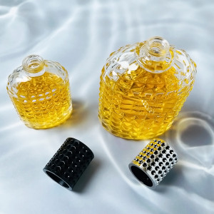 Factory Supply 30Ml Refillable Clear Empty Luxury Glass Perfume Spray Pump Bottles with Gold Lid Clear Perfumes Bottle