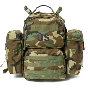 MOLLE 2 Medium Bakcpak Woodland External Poly Frame Hunting Backpack
