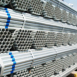 China Hot Dip Galvanized Steel Pipe with Blue Stips at Each End