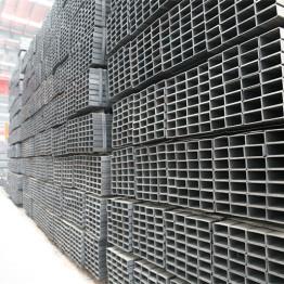 Hot Sale Astm A500 Square Hot Rolled Carbon Steel Pipe with Anti-rust Oil